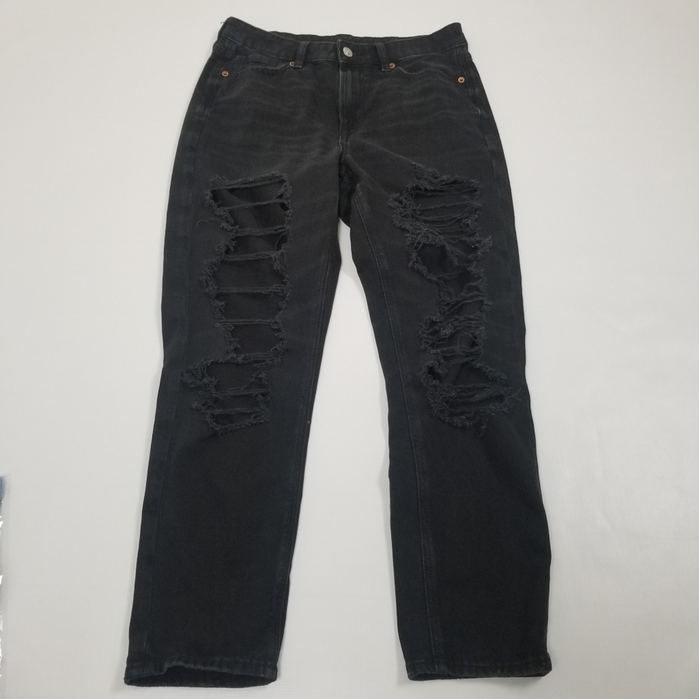 American Eagle Strigid Destructed Mom Jeans Size 6 Short